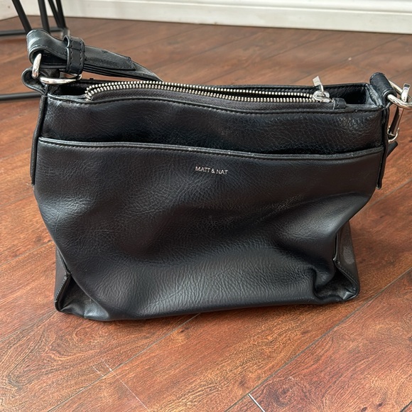 Matt & Nat Purse - Picture 2 of 9